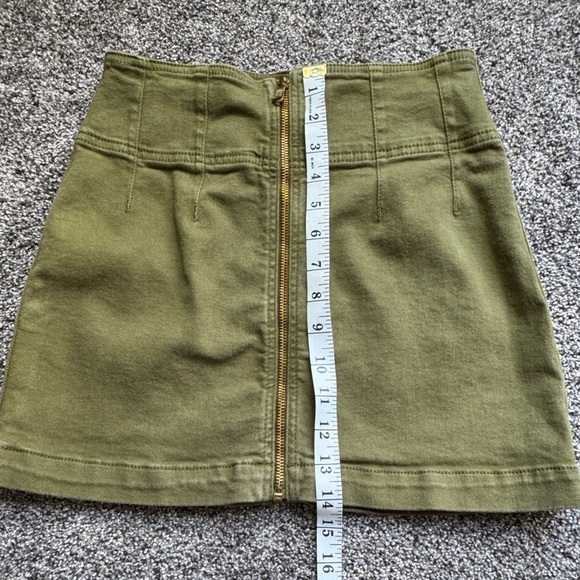 New Free People We The Free Green Zipper Front Denim Skirt - Picture 5 of 6